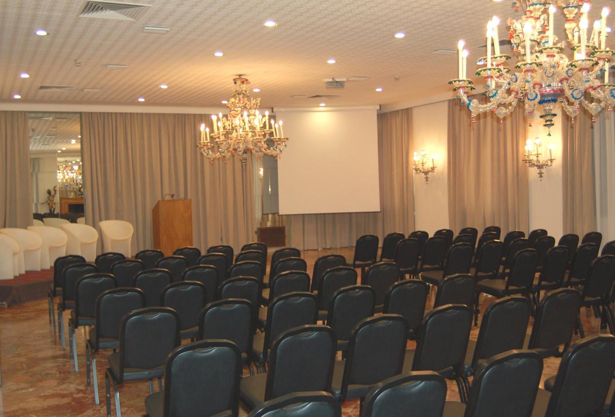 Astoria Hotel Italia Udine Luaran gambar