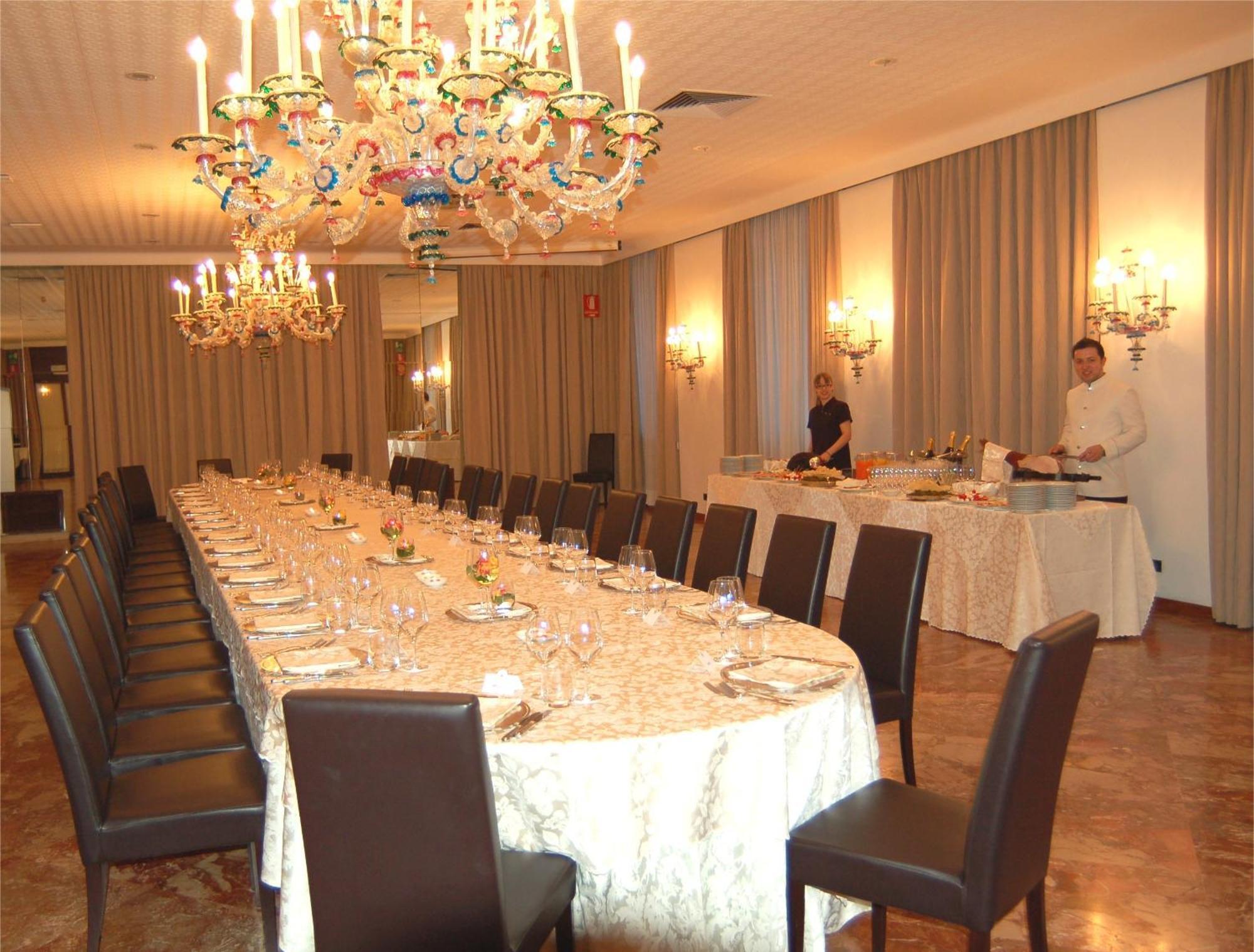Astoria Hotel Italia Udine Luaran gambar