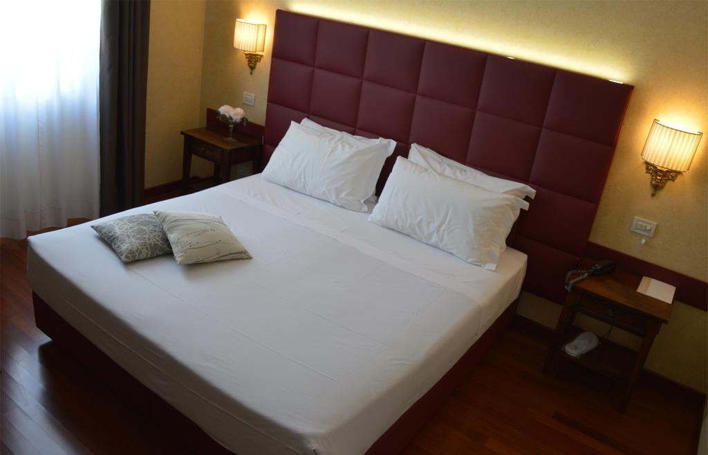 Astoria Hotel Italia Udine Luaran gambar