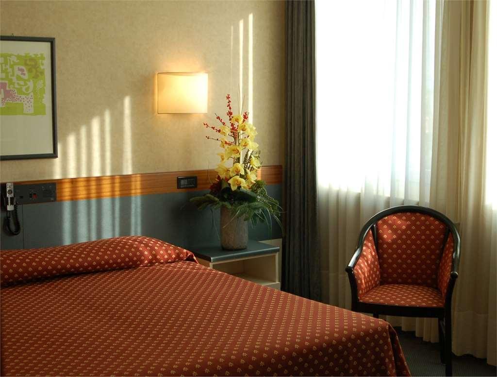 Astoria Hotel Italia Udine Bilik gambar